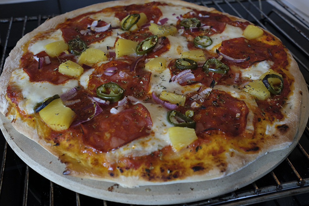 PIZZA MED SALAMI